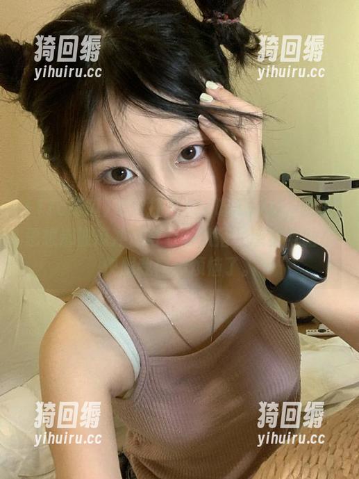 每次打开17c吃瓜网站，我的思想都被瓜冲击得七零八落，感觉电脑都快跟我同步烦恼了。