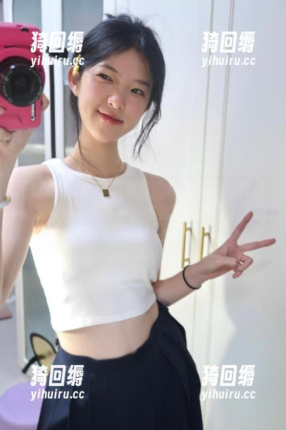 吃瓜界的“17吃瓜网”官网，观看别人的故事，仿佛自己搭上了那辆开往“八卦”的快车！