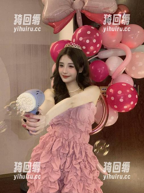 想懂娱乐圈背后的故事？快来ios的51.com，真是快来快来！