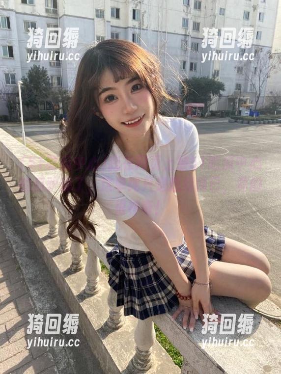 我在网页上被51吃瓜中心的瓜驴舔了，这单纯只是想到而已，真的很神奇！