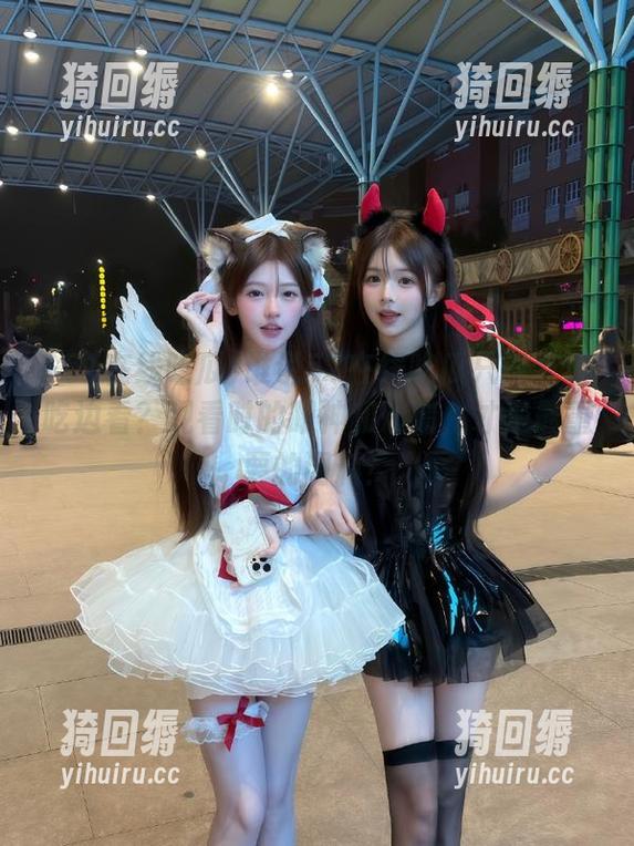 51在线吃瓜 谁说51在线吃瓜只适合边吃边看?观看时的眼神和心情,才是最重要的调料!