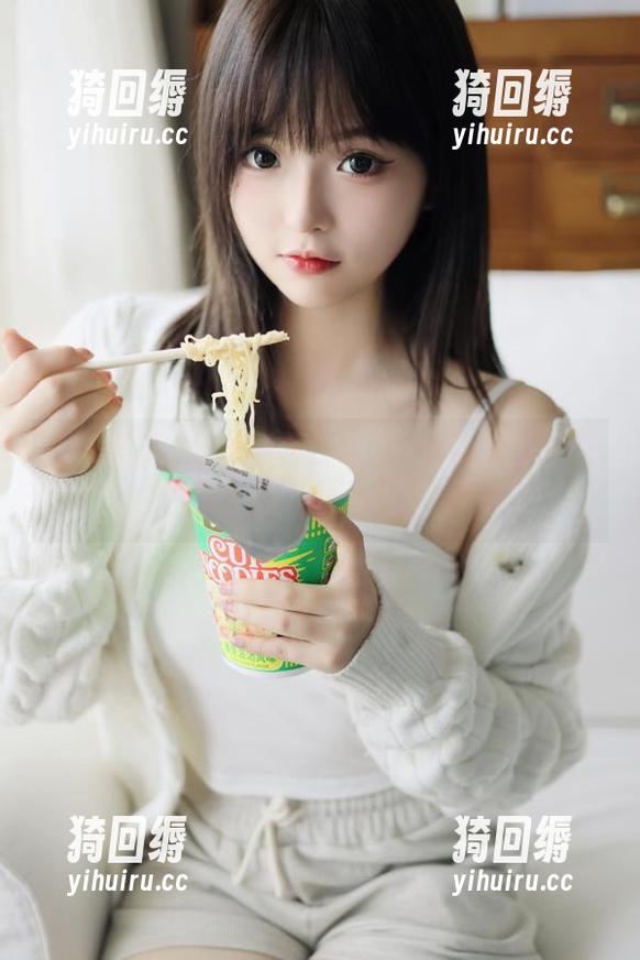 51黑料 重磅更新!51黑料带你直击瓜田秘密,忍不住了!