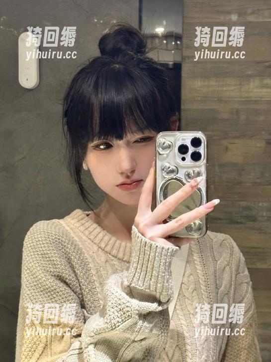 “52cg”里的“入口”，好奇心太强，果然又浪又猛，看来我得多瞄几眼了。