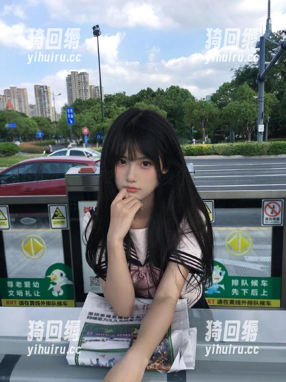 观看52cg：无责任吃瓜，不怕脸红！