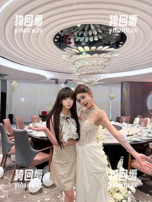 91hl黑料又更新了，永不迷路的瓜让我窒息，这位小哥哥是谁？