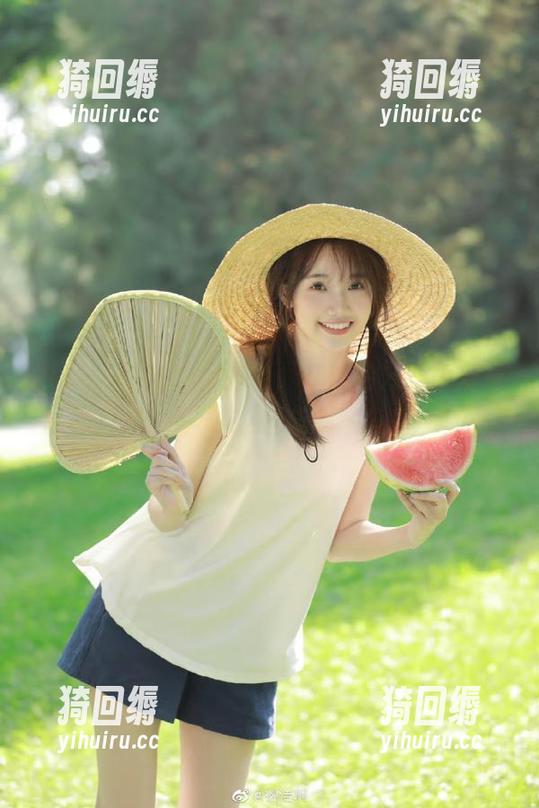 点击hlw网址，一开始只是个好奇，现在已成癖～