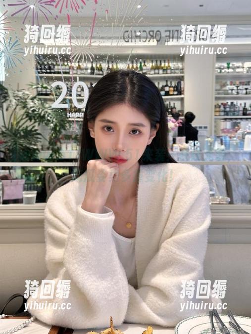 WWW.51来袭！在线无畏，吃瓜姿势多重变化！
