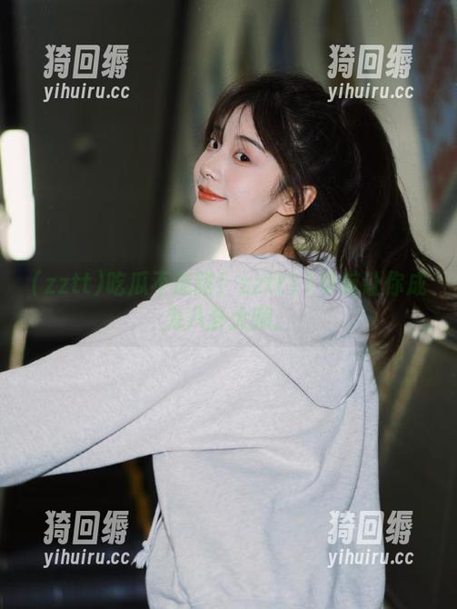 吃瓜不迷路！zztt11导航让你成为八卦大师。