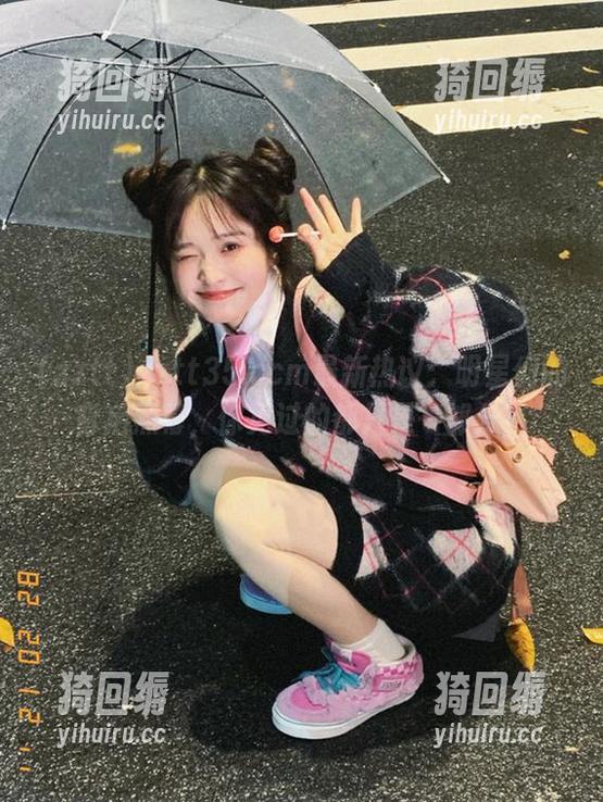zztt35.ccm最新热议：明星们的背后黑幕，你见过的都只是一部分！
