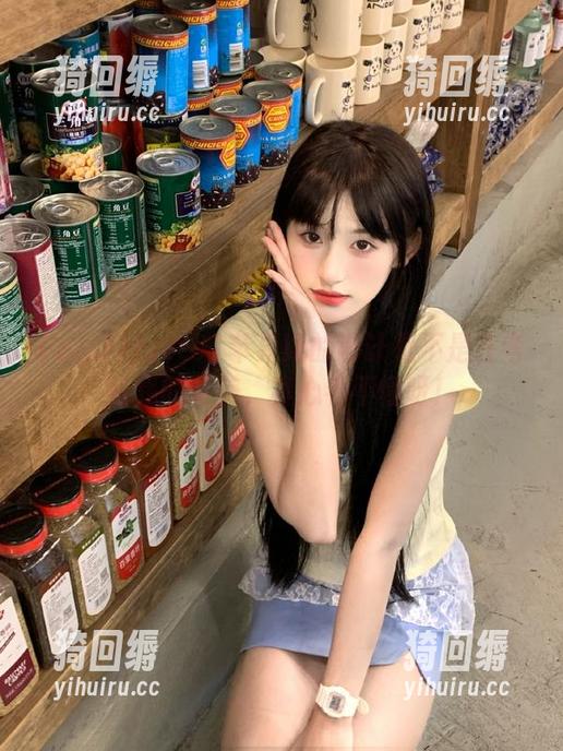 zztt zztt01苹果版的设计是不是在考验我的审美,真心看不懂呀!