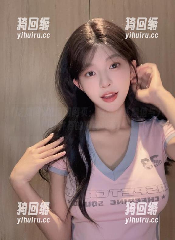吃瓜网网页：朝阳那些颜值与八卦并存的奇葩故事！