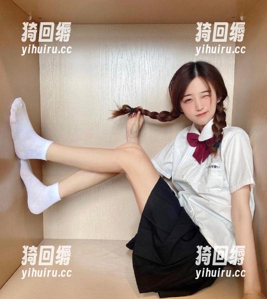 那些吃瓜网的视频，简直就像打开了一个未知世界，不知道该期待什么。