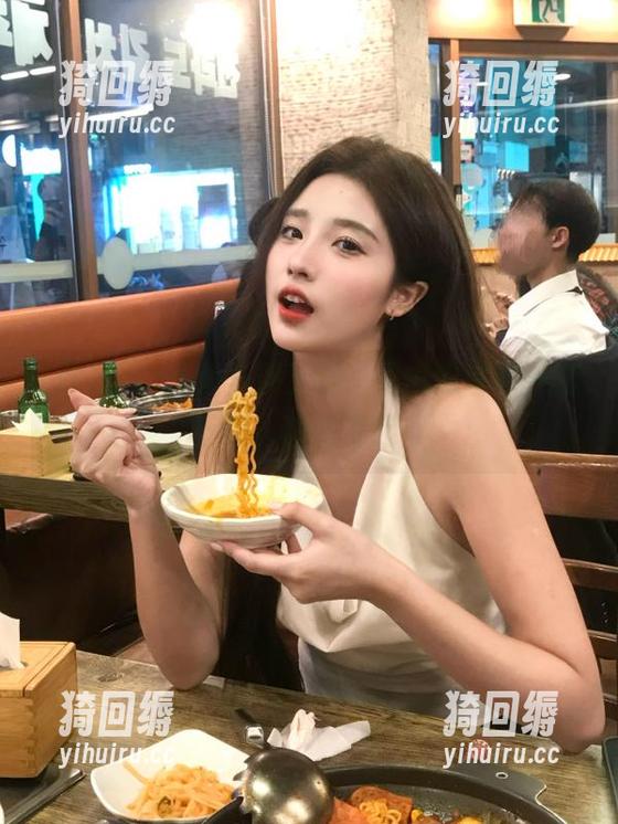 从此告别无聊，吃瓜网官网一键下载，嗨到飞起！