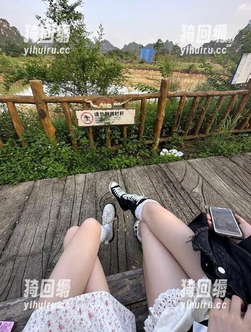 大家快来看！吃瓜网站里的那些视频，真让人陷入“在线吃瓜免费”的深渊。