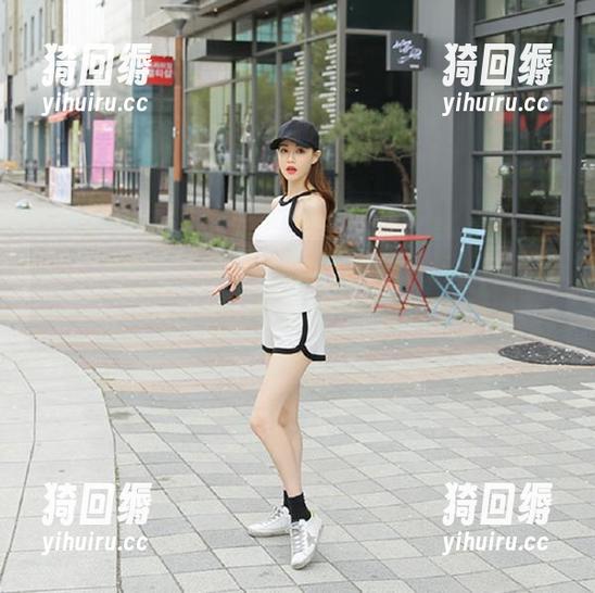 点开传送门，吃瓜黑料在线带你走进那个火热的世界～