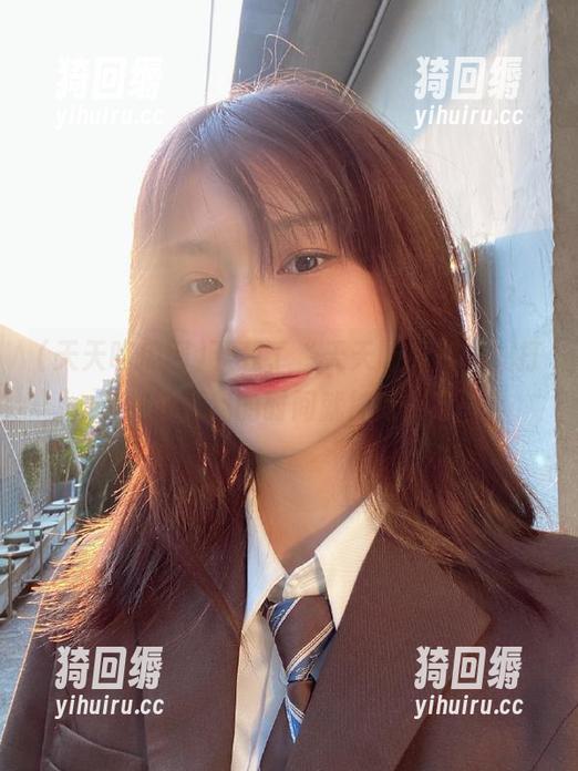 下载了“天天吃瓜网”，打开一瞬间我的时间就被吃掉了…