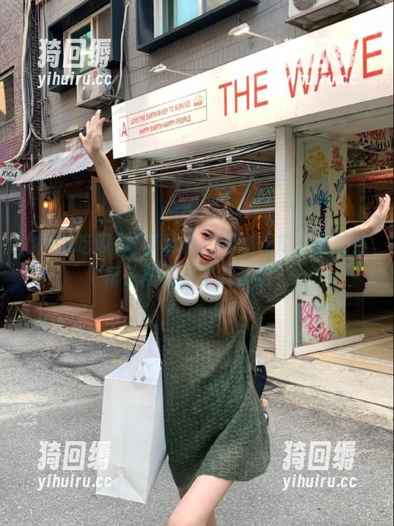 分享趣事：网曝吃瓜，谁的红裙子被写进了八卦史？