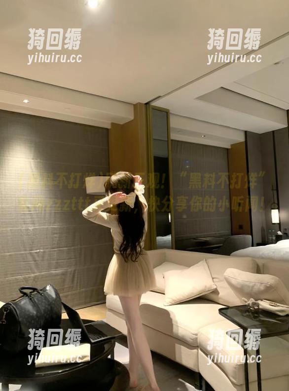 刷新三观！“黑料不打烊”官网zzzttt又更新，快分享你的小听闻！