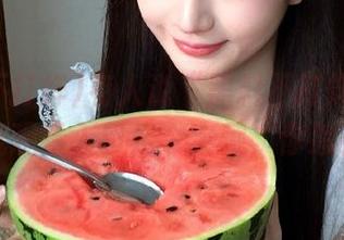 有人说“黑料不打烊”发布的在线观看入口是个宝藏，你怎么看？