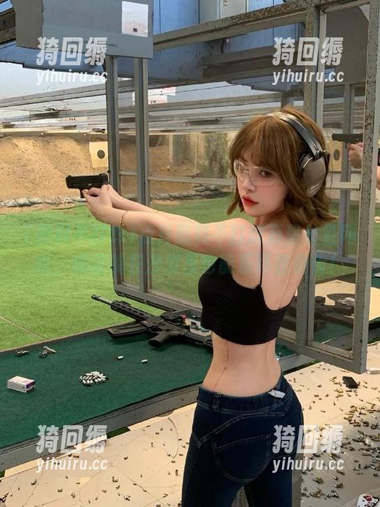 点开黑料不打烊万里长征网址，保证躲在沙发里也能乐坏整条街！