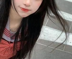 黑料吃瓜网苹果版，吃瓜不带脑了，一起耍废吧！