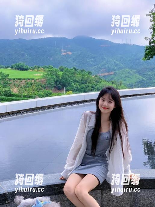 小心，大瓜来袭！黑料吃瓜网站苹果版，让我们为瓜的质量负责，保证新鲜出炉！