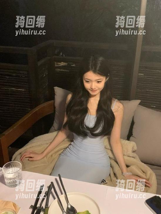 万篇长征黑料正能量51app：当我正经着，吃到的不仅是瓜，还有满满的乐趣！