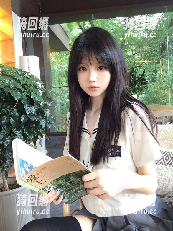 2025黑料正能量网站最新更新：小道消息能否变成网络热搜？！