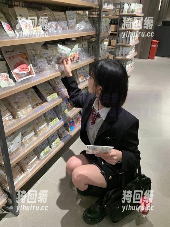 看完黑料正能量，咱们再来个‘小说R星’入口，话说谁要在这里安静看书啊！？