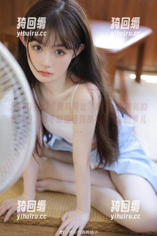 “黑料网址”就像一个神秘的传送门，时不时能看到我不该知道的事儿…